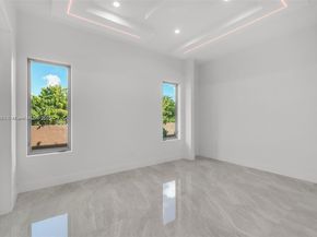 9790 SW 62nd St, Miami FL 33173