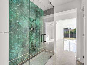 9790 SW 62nd St, Miami FL 33173