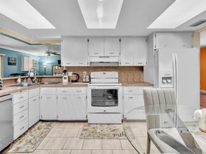 5404 Bayberry Ln, Tamarac FL 33319