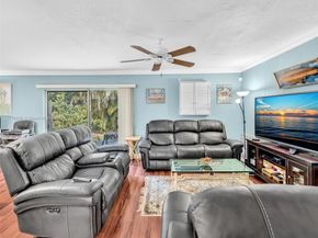 5404 Bayberry Ln, Tamarac FL 33319