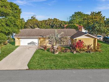 5404 Bayberry Ln