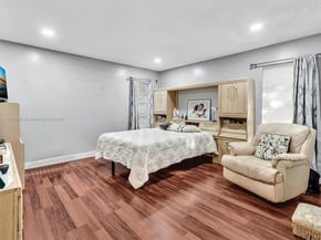 5404 Bayberry Ln, Tamarac FL 33319