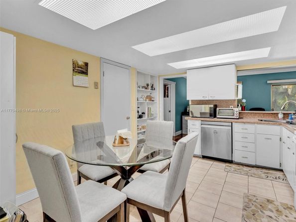 5404 Bayberry Ln, Tamarac FL 33319