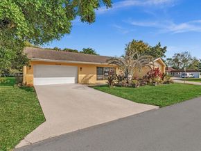 5404 Bayberry Ln, Tamarac FL 33319