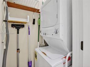 16100 Emerald Estates Dr 284, Weston FL 33331