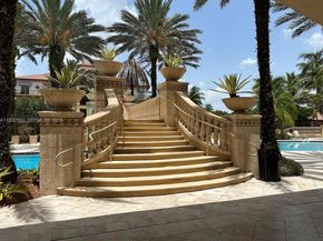 16100 Emerald Estates Dr 284, Weston FL 33331