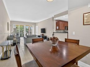 16100 Emerald Estates Dr 284, Weston FL 33331