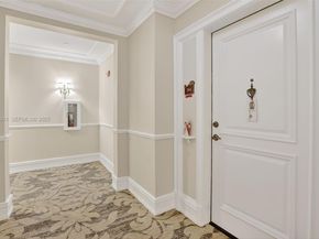 16100 Emerald Estates Dr 284, Weston FL 33331