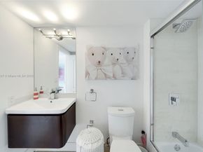 650 West Ave 2107, Miami Beach FL 33139