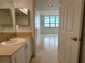1155 Brickell Bay Dr PH104, Miami FL 33131