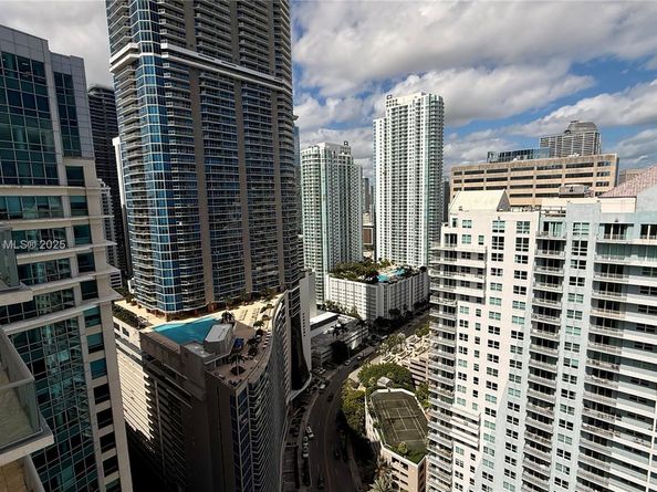 1155 Brickell Bay Dr PH104, Miami FL 33131
