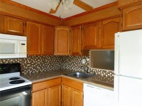 3000 NW 48th Ter 322, Lauderdale Lakes FL 33313