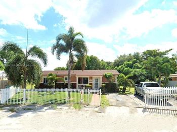 17935 NW 44th Ct