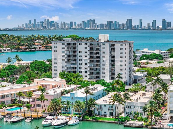 6900 Bay Dr 7D, Miami Beach FL 33141