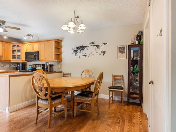 4167 Forest Hill Dr, Cooper City FL 33026