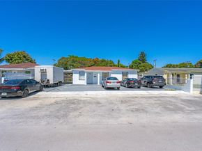541 E 38th St, Hialeah FL 33013