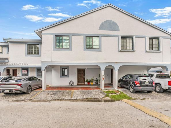 1555 SW 122nd Ave 14, Miami FL 33184