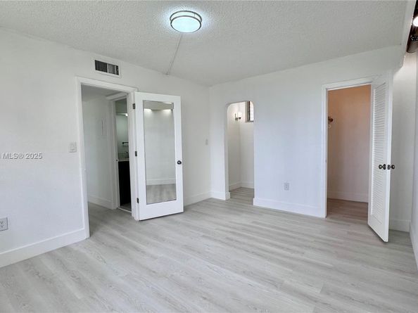 2999 Point East Dr C101, Aventura FL 33160