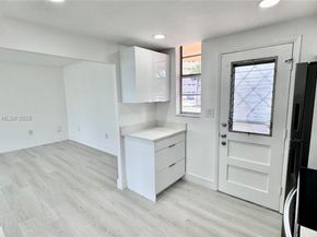 2999 Point East Dr C101, Aventura FL 33160