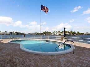 1201 S Riverside Dr 301, Pompano Beach FL 33062