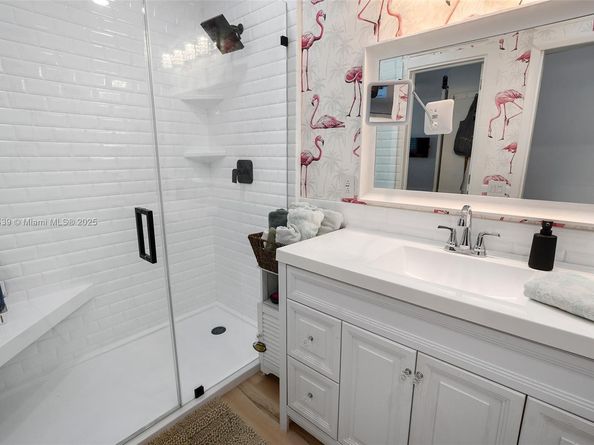1201 S Riverside Dr 301, Pompano Beach FL 33062