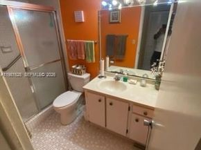 1100 Colony Point Cir 201, Pembroke Pines FL 33026