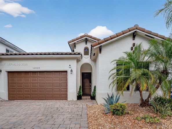 14929 SW 176th Ter, Miami FL 33187
