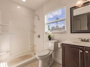 720 NW 38th Ave, Lauderhill FL 33311