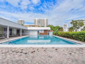 3600 NE 170th St 211, North Miami Beach FL 33160