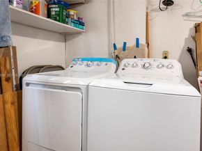 9331 NW 24th Pl, Sunrise FL 33322