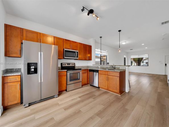 23061 SW 114th Path, Miami FL 33170