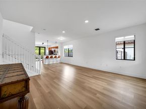 23061 SW 114th Path, Miami FL 33170