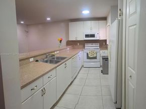 22911 SW 88th Pl 521, Cutler Bay FL 33190