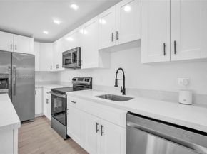 2572 NW 20th St, Fort Lauderdale FL 33311