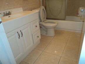 2611 Rodman St, Hollywood FL 33020