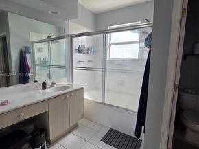 1889 SE 14th St, Homestead FL 33035
