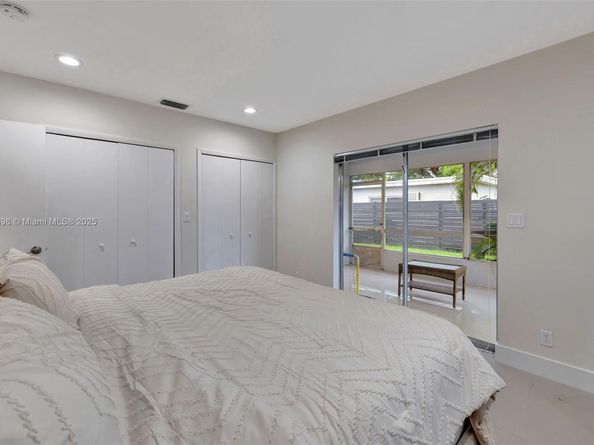 1801 NE 54th St, Fort Lauderdale FL 33308