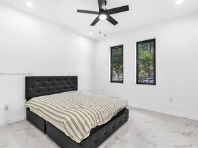 335 NW 15th St, Pompano Beach FL 33060