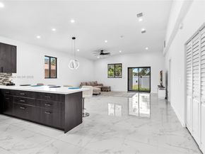 335 NW 15th St, Pompano Beach FL 33060