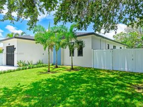 335 NW 15th St, Pompano Beach FL 33060