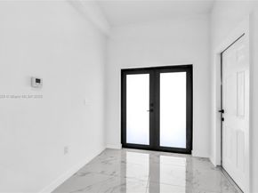 335 NW 15th St, Pompano Beach FL 33060