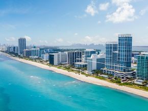 6801 Collins 1215, Miami Beach FL 33141