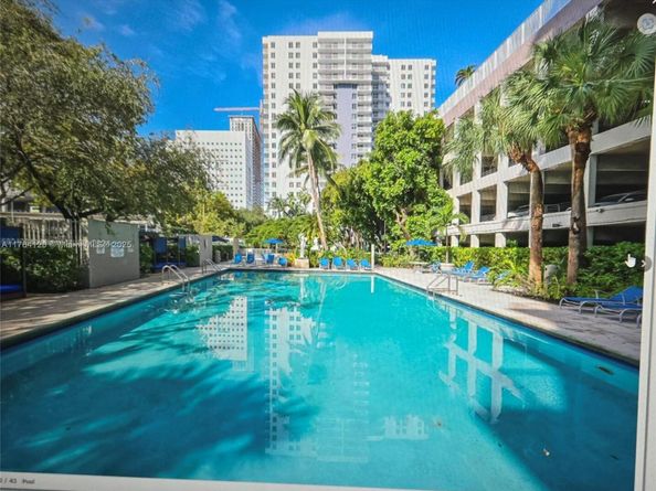 850 N Miami Ave W2101, Miami FL 33136