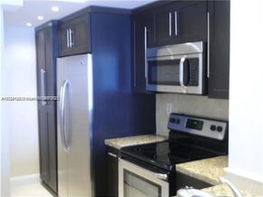850 N Miami Ave W2101, Miami FL 33136