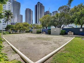 850 N Miami Ave W2101, Miami FL 33136
