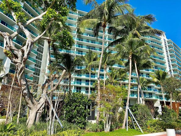 1500 Bay Rd 122S, Miami Beach FL 33139