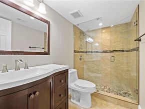 11248 NW 15th Ct, Pembroke Pines FL 33026