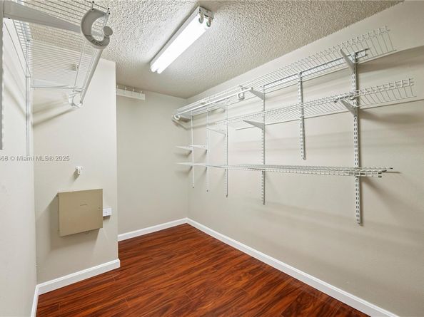 11248 NW 15th Ct, Pembroke Pines FL 33026