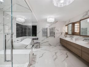 2370 Bayview Ln, North Miami FL 33181