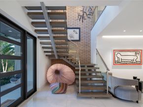 2370 Bayview Ln, North Miami FL 33181